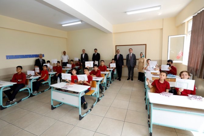 İ̇negöl’de Karne Heyecanı