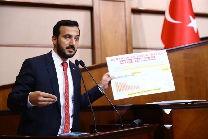 Başkan Özdemir: İ̇bb, Metrobüsler Gibi Kaptansız Yönetiliyor