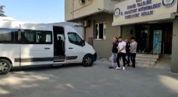 Sahte Araç Kiralama Siteleriyle Dolandırıcılık Yapan 4 Kişi Tutuklandı