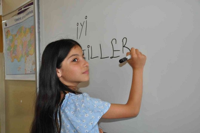 Kars’ta Öğrencilerin ’Yaz Tatili’ Başladı