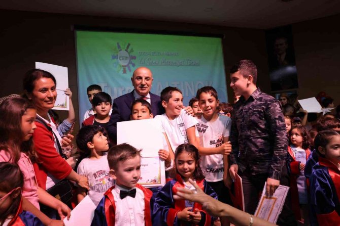 Keçiören Çocuk Eğitim Merkezinde Mezuniyet Heyecanı