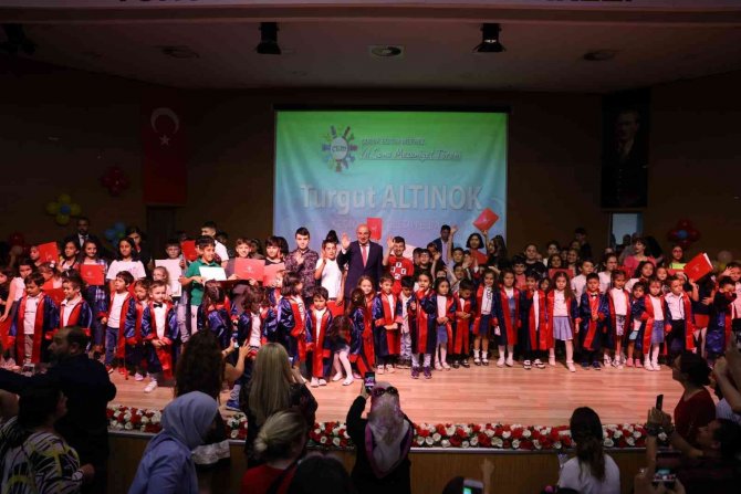 Keçiören Çocuk Eğitim Merkezinde Mezuniyet Heyecanı