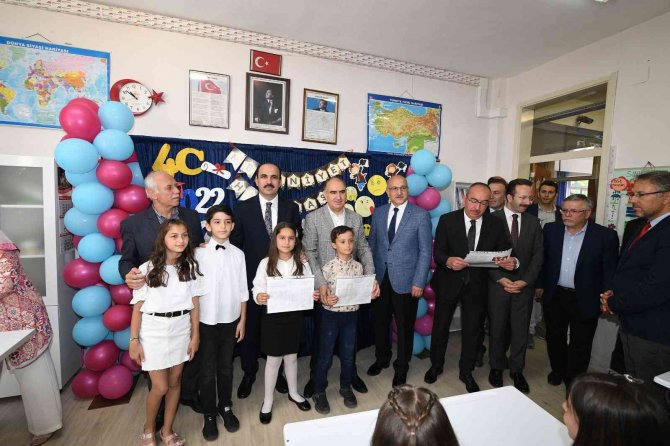 Konya’da 471 Bin 20 Öğrenci Karne Heyecanı Yaşadı