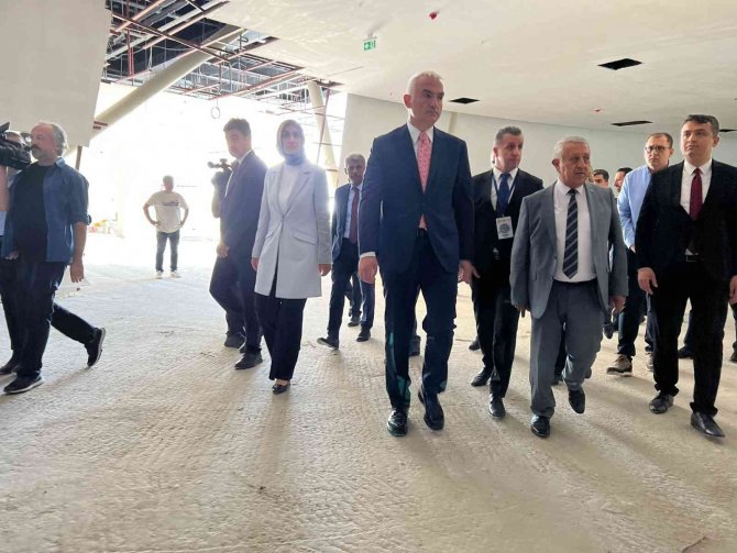 Bakan Ersoy: “Son 20 Yılda Yurtdışından Ülkemize 9 Bin 31 Tarihi Eserimizin İadesini Sağladık”