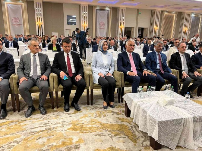 Bakan Ersoy: “Son 20 Yılda Yurtdışından Ülkemize 9 Bin 31 Tarihi Eserimizin İadesini Sağladık”