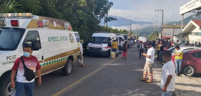 Meksika’da Otobüs Kazası: 9 Ölü, 28 Yaralı