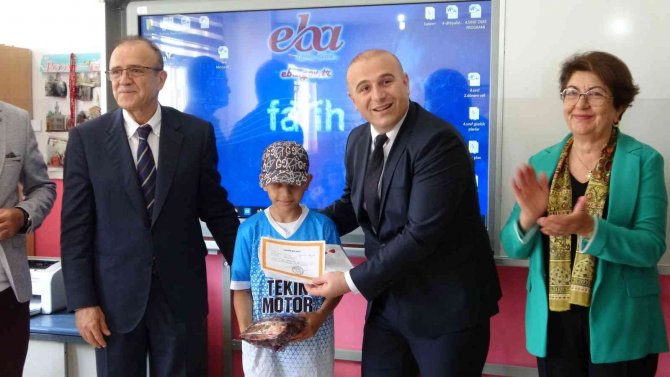 Muş’ta 107 Bin 321 Öğrenci Karne Heyecanı Yaşadı