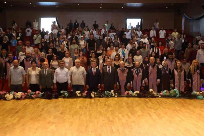 Rektör Prof. Dr. Ali Akdoğan: “Üniversitemiz Her Geçen Yıl Çıtayı Yükseltiyor”