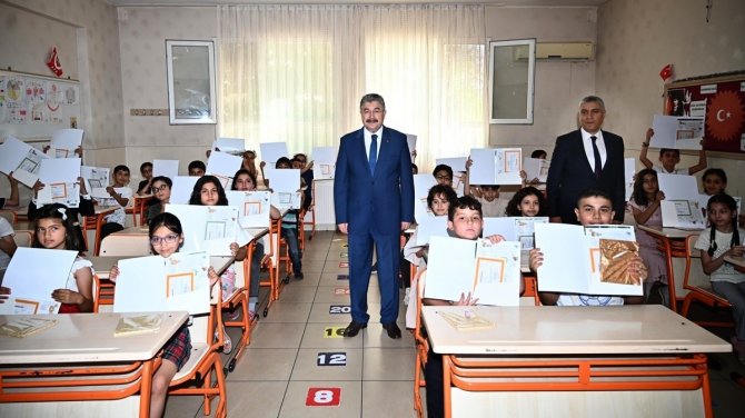 Osmaniye’de 135 Bin Öğrenci Karne Heyecanı Yaşadı