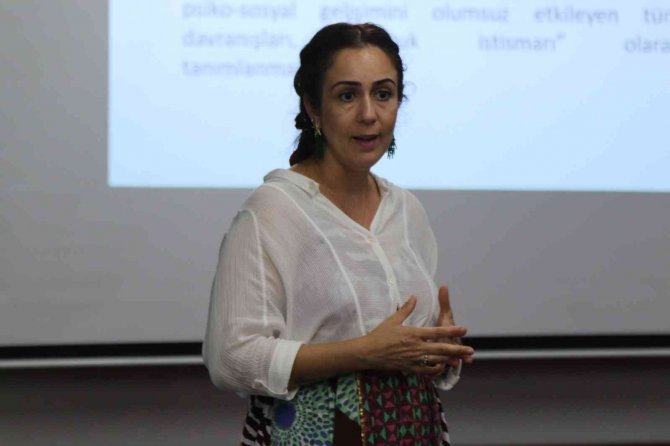 Atakum’da ‘Çocuk İ̇hmali Ve İ̇stismarı’ Semineri