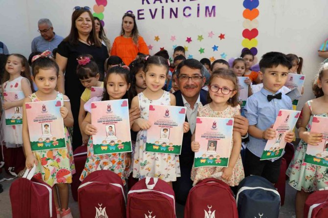 Şehzadeler’in Minikleri Karne Heyecanı Yaşadı