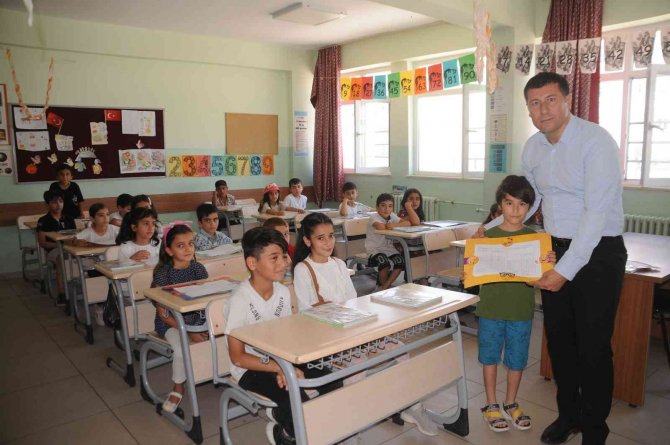 Cizre’de 46 Bin 842 Öğrenci Karne Heyecanı Yaşadı