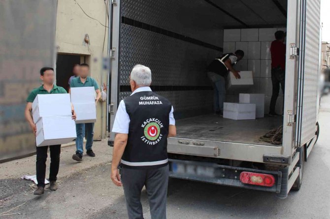 Gümrük Muhafaza Ekiplerinden İ̇zmir’de Kaçak Sigara Üreticilerine Büyük Darbe