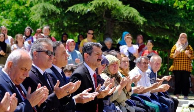 Kazada Ölen Okul Müdürünün İsmi Görev Yaptığı Okula Verildi