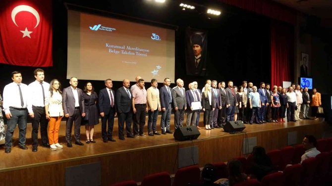 Çomü’de Kurumsal Akreditasyon Sertifika Töreni Yapıldı