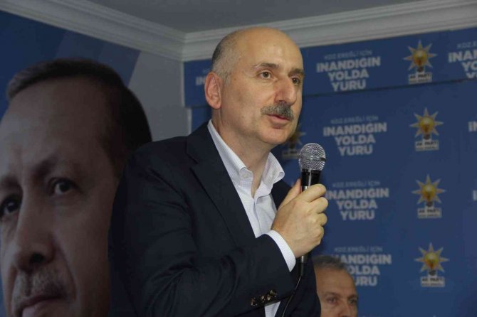 Bakan Karaismailoğlu: "Altılı Masa Diyorlar, Altında Başkaları Üstünde Başkaları Var"