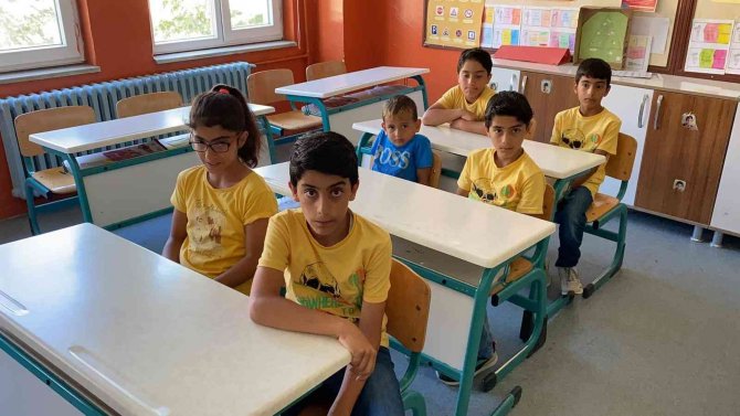 Yozgatlı Beşiz Kardeşler 5’inci Sınıfa Geçti