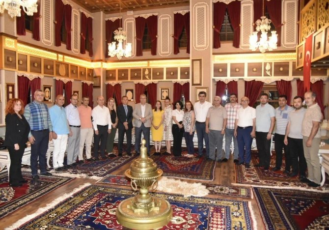 Yunusemre Belediyesinin Eğitime Olan Desteği Devam Edecek