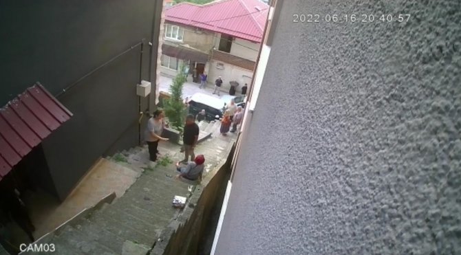 Merdivende Yengesine Pusu Kurarak Silahla Ağır Yaralayan Zanlı Tutuklandı