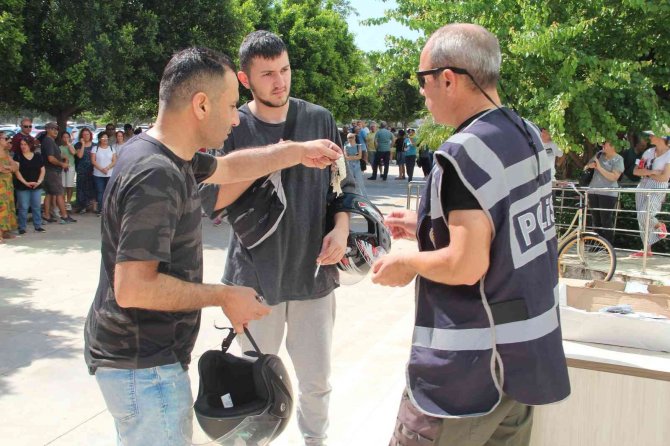 Kulağındaki Küpeler Sınavı Kaçırmasına Neden Oldu