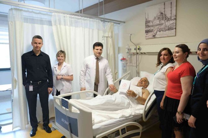 Babalara Hasta Yatağında Sürpriz