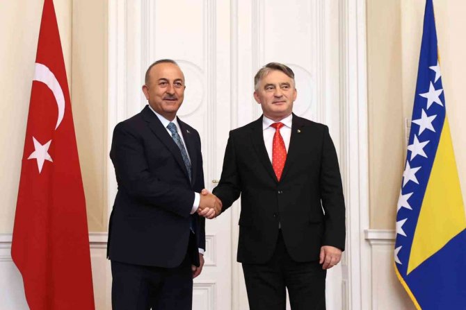 Bakan Çavuşoğlu, Bosna Hersek Devlet Başkanlığı Konseyi Hırvat Üyesi Komsic İle Görüştü