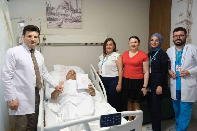 Babalara Hasta Yatağında Sürpriz