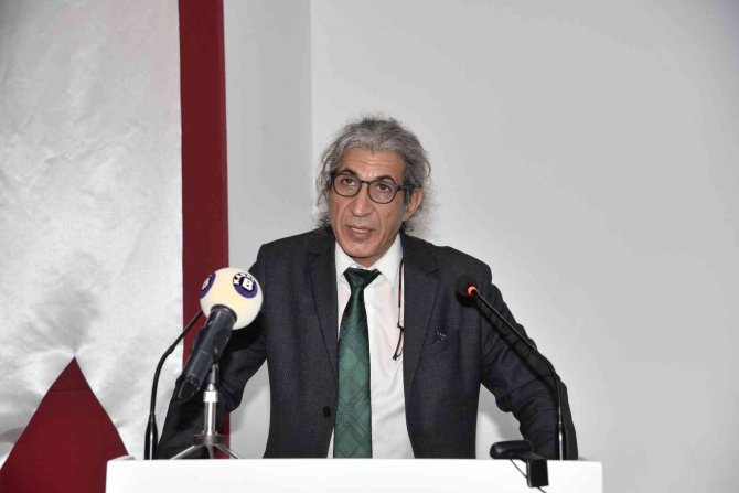 Canlı Cerrahi Uygulamasını 15 Bin Cerrah İzledi