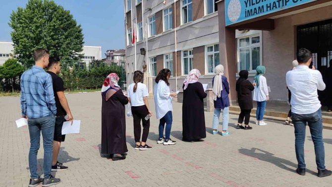 Bursa’nın Adile Naşit’i Üniversite Yolunda İlk Adımı Attı