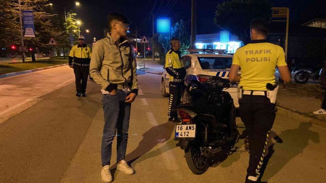 "Amcam Polis" Dedi, Ceza Yağdı