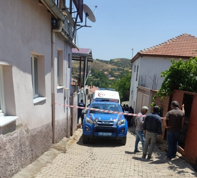 Manisa’daki Vahşi Cinayette Çiftin Çocukları Tutuklandı