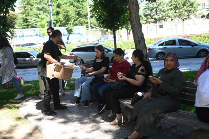 Çorum Belediyesinden Sınava Giren Öğrenci Ve Velilerine Jest