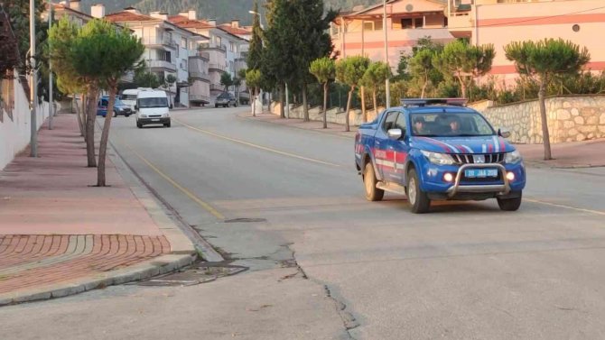 Zehir Tacirlerine Komando Destekli Operasyon