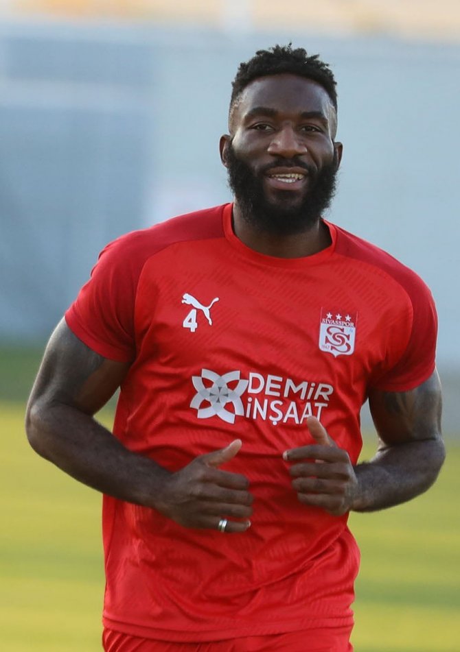 Sivassporlu Aaron’un Acı Günü!