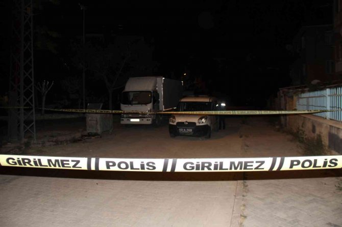 Husumetlilerin Karşılaşmasında Silahlar Konuştu: 2 Yaralı
