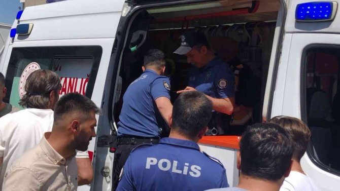 Erzurum’da Yks Sonrası Bıçaklı Kavga: 1 Yaralı