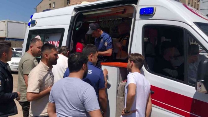 Erzurum’da Yks Sonrası Bıçaklı Kavga: 1 Yaralı