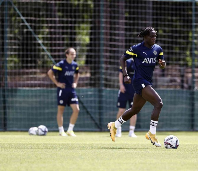 Fenerbahçe Yeni Sezon Hazırlıklarına Devam Ediyor