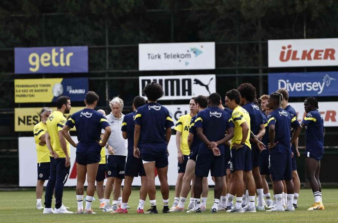 Fenerbahçe Yeni Sezon Hazırlıklarına Devam Ediyor