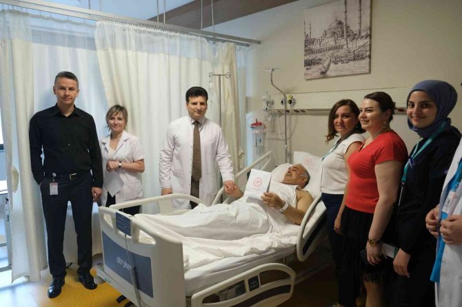 Babalara Hasta Yatağında Sürpriz