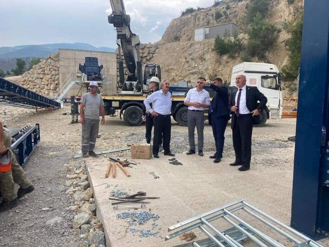 Vali Gürel, Taş Ocağında İncelemelerde Bulundu