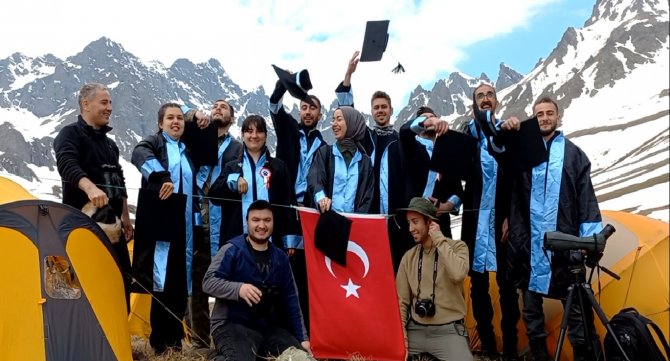 Keplerini Kaçkar Dağları’nda Attılar