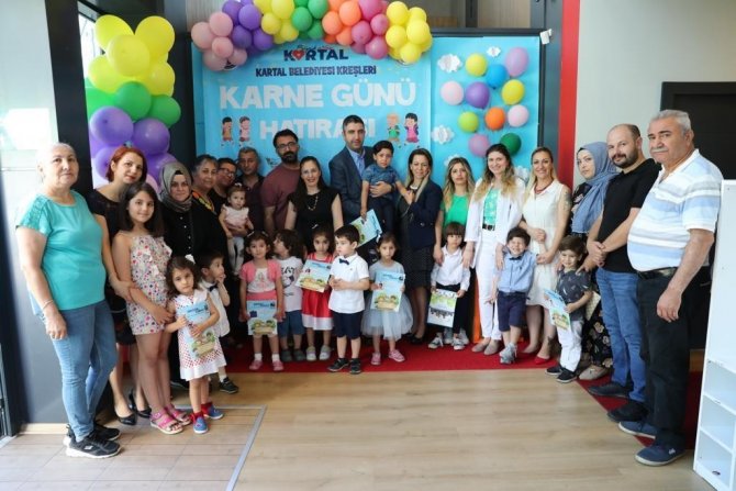 Kartal Belediyesi Kreşlerinde Karne Heyecanı