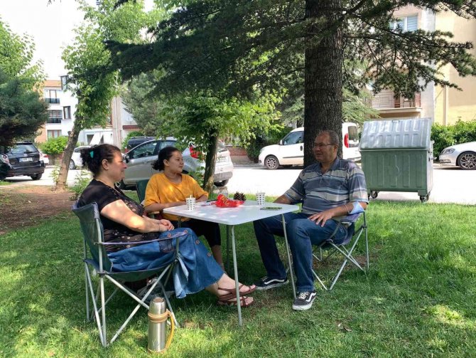 Sınava Heyecanını Piknik Keyfiyle Bastırdılar