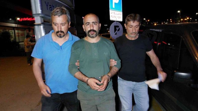 Sahte Polis 100 Bin Liralık Altın Ve Paralarla Kaçarken Otogarda Yakalandı