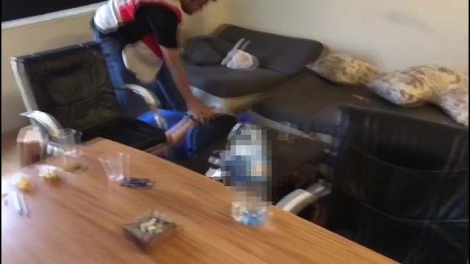 Pendik’te Uyuşturucu Ticareti Yapılan İş Yerine Operasyon