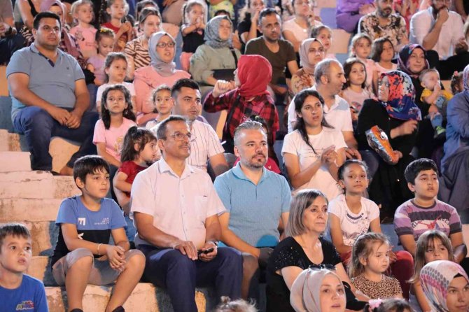 Ağlayan Kaya’da Kahkaha Sesleri Yükseldi