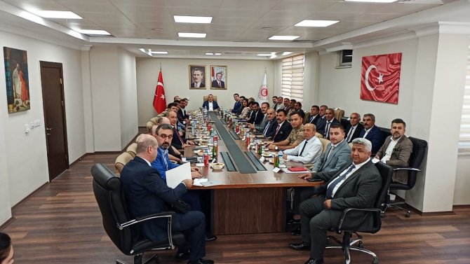 Şırnak Valisi Bilgin, Habur Sınır Kapısı’nda İncelemelerde Bulundu