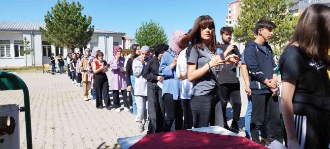 Şarkışla’da İlk Kez Yks Sınavı Yapıldı