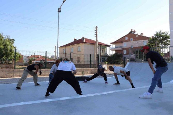 Türkiye Kaykay Milli Takımı’nın Karaman’da Hazırlık Kampı Devam Ediyor